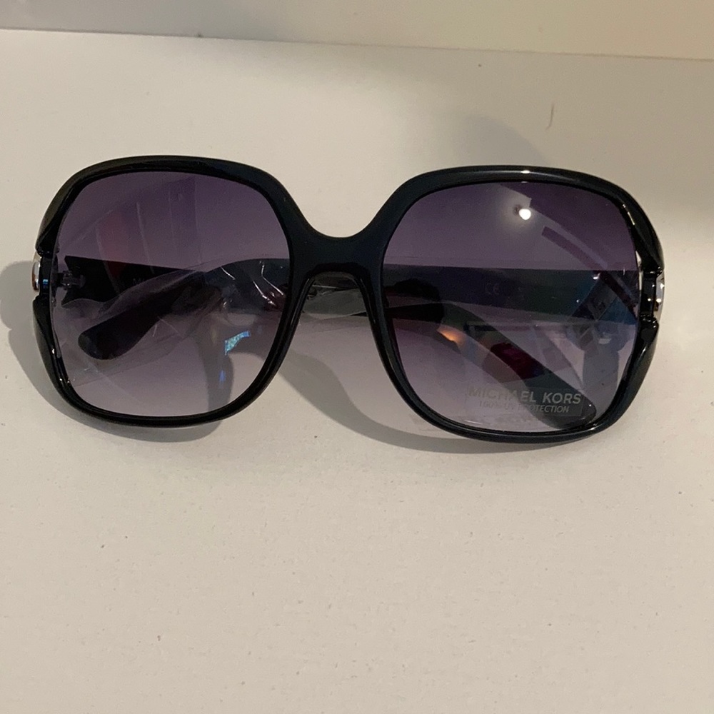 Michael Kors Pippa sunglasses
